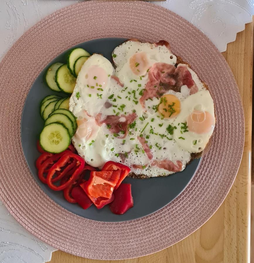 Boutique Penzion Slovenska - Penzion Bella Sicilia Preszów Zewnętrze zdjęcie